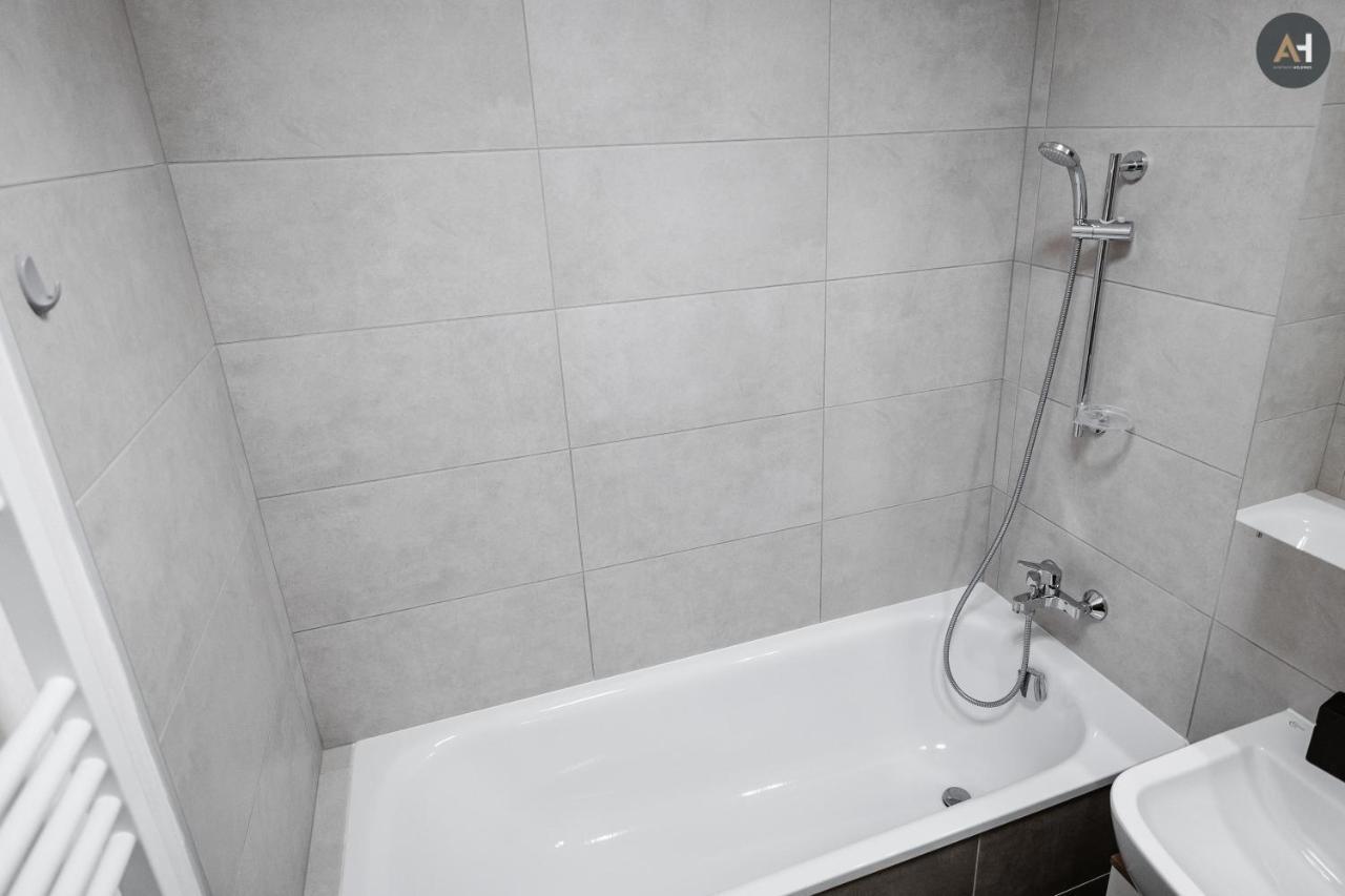 Ah Mlynska Basta II Free Parking Apartment Kosice Bagian luar foto